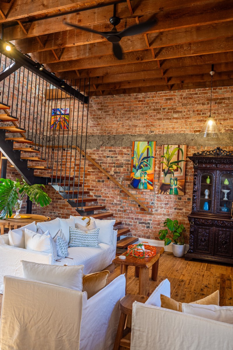 Yellow Apartment - Living Area