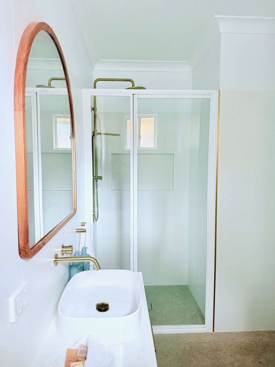 Main Bedroom Ensuite